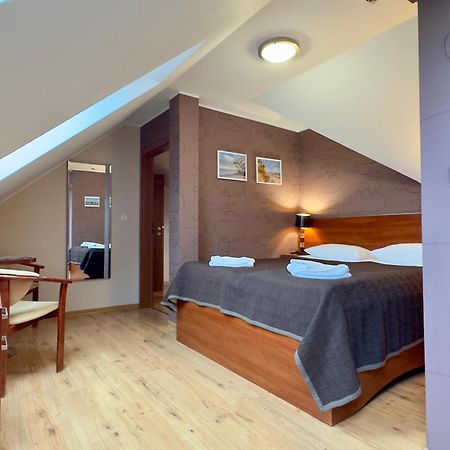 Hotel Rigga Willa Lucja วาดีสวาโวโว ภายนอก รูปภาพ